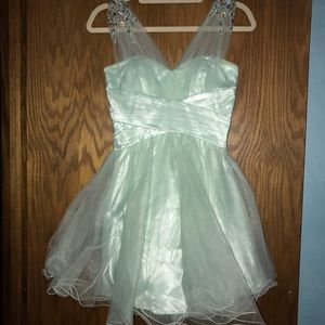 Mint green homecoming/formal dress size 3/4